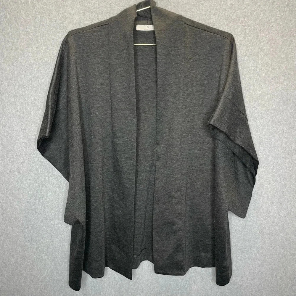 Natori Open Front Short Dolman Sleeve Stretch Gray Lagenlook Kimono Sweater